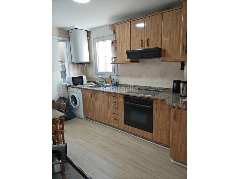 Foto 8665d271-2f2f-42e3-a708-76f41986c2f0. Flat with heating in Casco Viejo Ourense