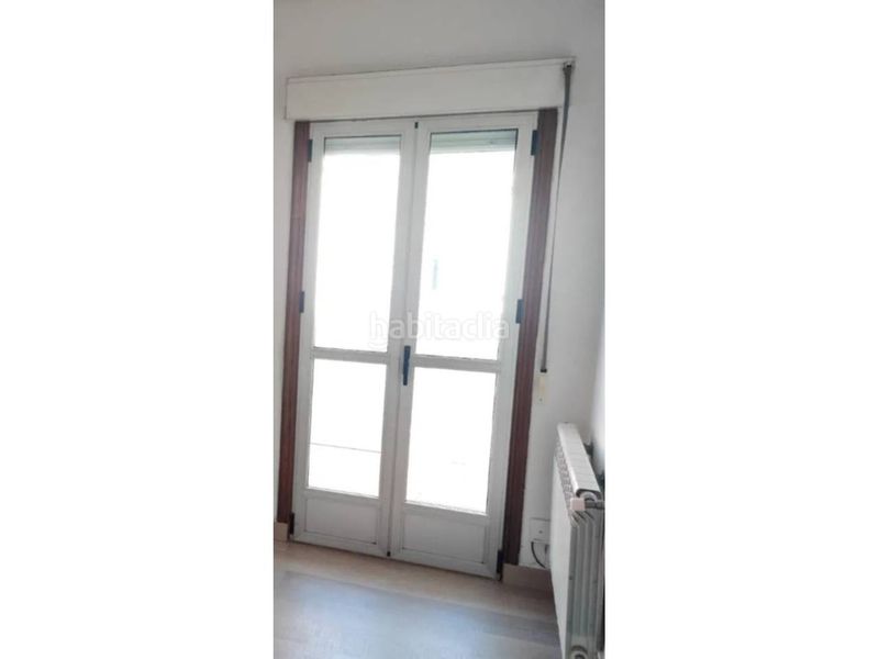 Foto dc694963-a980-4130-8337-7d5243881fbc. Casa amb calefacció a Universidad Ourense