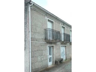 Maison à Carballiño (O). Oportunidad. se vende casa de piedra al lado de carballiño