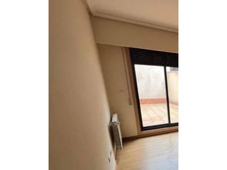 Pis a San Cibrao das Viñas. Se vende piso en o piñeiral con terraza