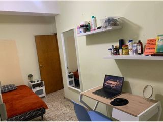 Flat in Ventiun. Se vende piso zona 21