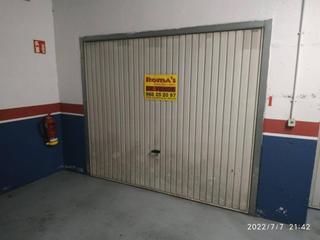 Aparcament cotxe a Barbadás. Garaje en venta en a valenza