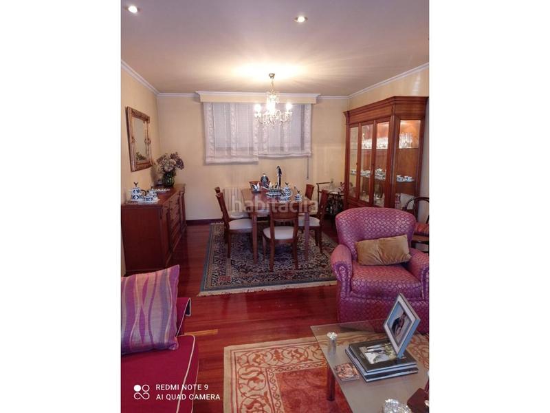 Foto dcdc879a-9032-4372-919c-1bec26fc1524. Casa con riscaldamento parcheggio in Centro Ourense