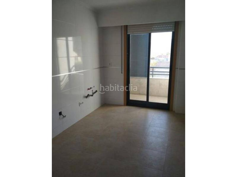 Foto 66a74c20-ce14-47cd-bdd7-dc1f65a7ed7d. Pis amb calefacció aparcament a San Rosendo Ourense