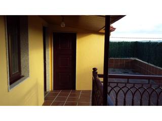 Reihenhaus in Ventiun. Casa adosada en venta en untes