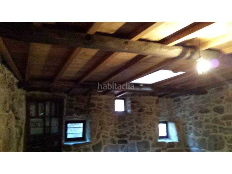 Foto f7e765cd-a405-4249-8fb2-2aaff110b47e. Casa adossada amb aparcament a Ventiun Ourense