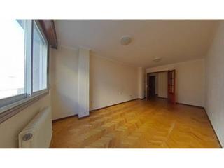 Pis a Barbadás. Piso en venta en a valenza