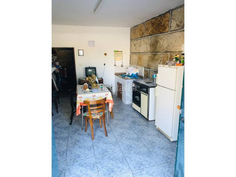 Foto 2a9c4c79-1ae6-462e-a2fd-4ac73818ab85. Casa amb calefacció aparcament a Barrocanes Ourense