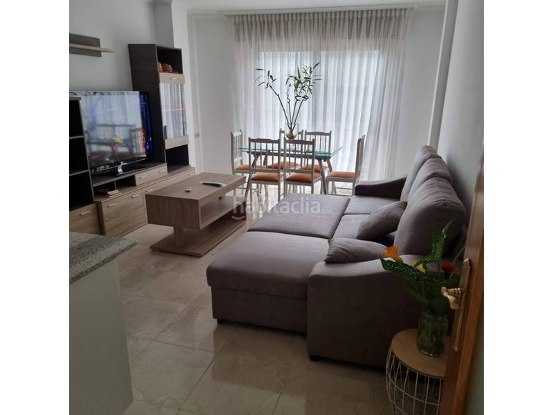 Foto 9af0d8d7-57f7-4fb3-809e-160495d42d23. Piso  en venta en Sanxenxo pueblo Sanxenxo