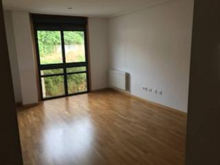 Piso en A Carballeira. Se vende piso en a carballeira