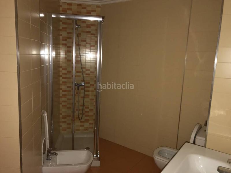 Foto c8dc003a-2db0-4ddf-8983-a3cddaae1f60. Appartamento con riscaldamento parcheggio in A Carballeira Ourense