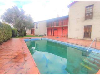 Maison à Lobios. Se vende casa en lobios con piscina