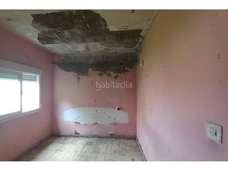 Foto 2e14e777-3f82-44da-a9c0-9c81bbb984f5. Casa se vende casa para reformar en mende en As Lagoas Ourense