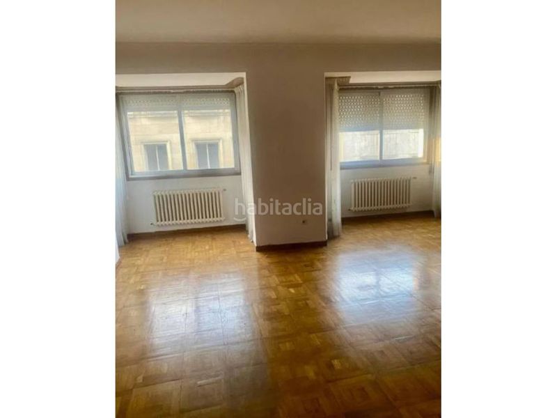 Foto cd395f93-f060-4464-8261-173e7a7e8e0b. Flat with heating parking in Centro Ourense