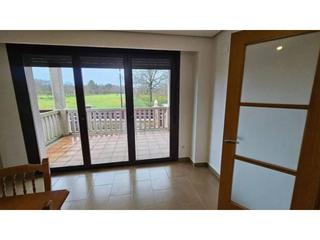 Rent Chalet in Allariz. Se alquila chalet independiente en allariz