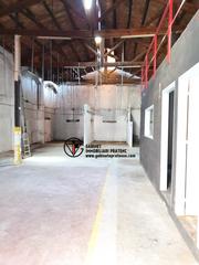 Lloguer Local Comercial a Centre. Local nave en alquiler