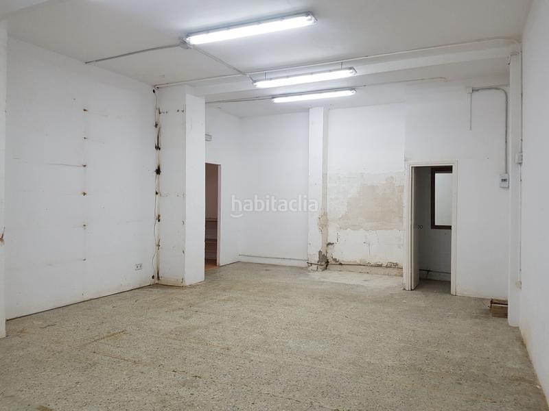 Foto 9654a235-d005-458e-b356-90f2a37bc64c. Local comercial a carrer aneto 5 a Sagnier-Plaça de Catalunya Prat de Llobregat (El)