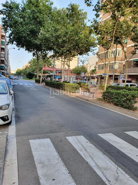 Foto fa83c1ef-28be-4006-8ef1-9e2dc4ec54ce. Local comercial a carrer aneto 5 a Sagnier-Plaça de Catalunya Prat de Llobregat (El)