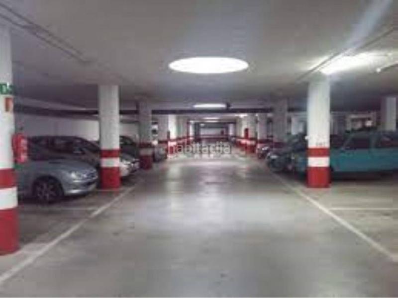 Foto 07892b5a-6690-4cea-af6a-193b74c935d6. Alquiler parking coche garaje en alquiler en centro. en Jerez de la Frontera