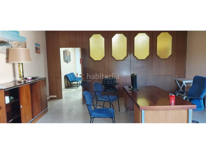 Foto e109d757-b5e7-49f9-9972-d4f0f7e07269. Oficina  en venta en Parque Avenida Jerez de la Frontera