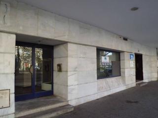 Alquiler Local Comercial en Divina Pastora - La Yeguada. Local comercial en alquiler