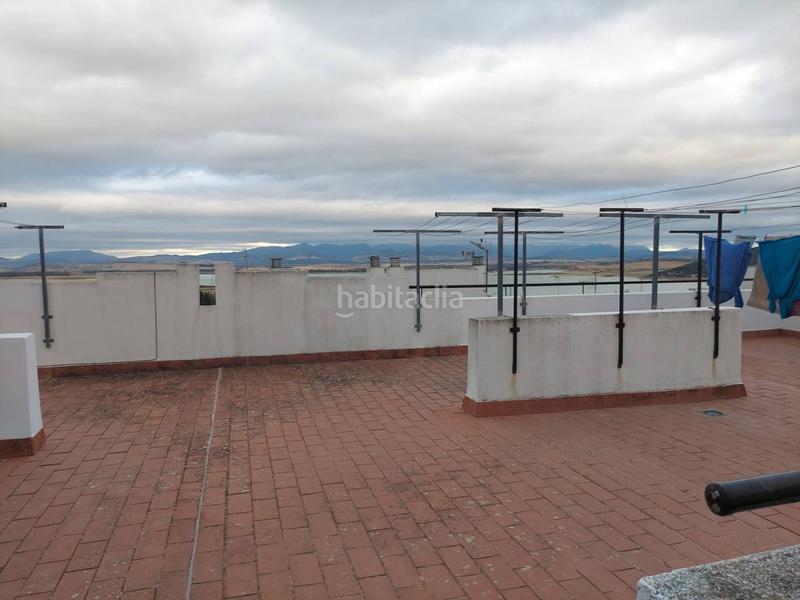 Foto ede56f3e-94b4-4dff-bb15-238f330efd54. Pis amb aparcament a Bornos