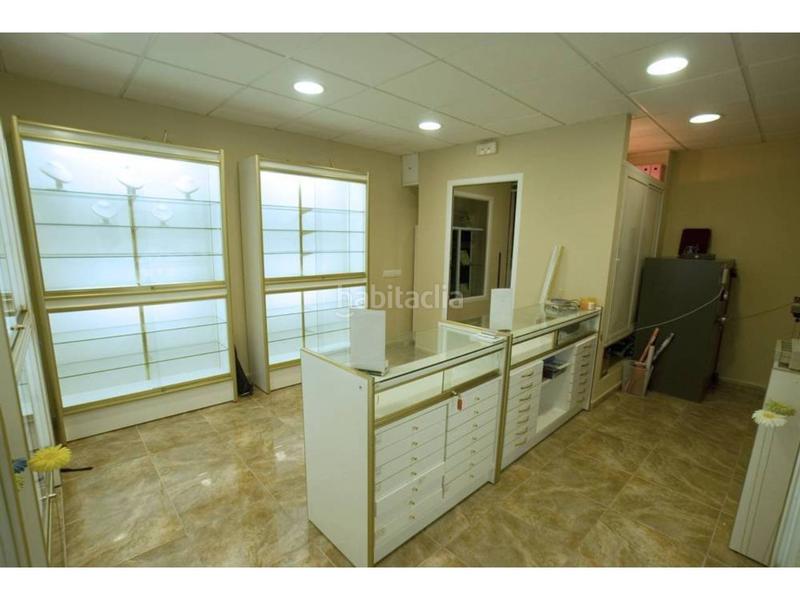Foto a57bbf4d-a35c-4dda-8854-9615e2960089. Location local commercial dans Pago San José - Princi - Jerez Jerez de la Frontera