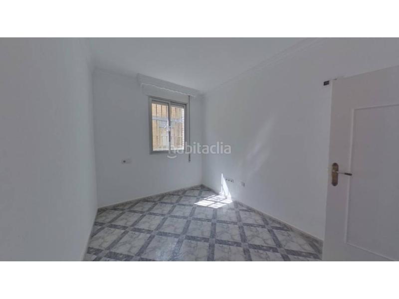 Foto 5c9fc9c4-7a68-4b5c-a285-928b38e0679c. Piso  en venta en oeste en La Plata Jerez de la Frontera