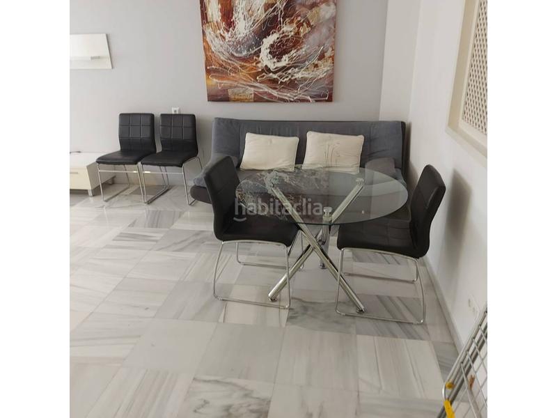 Foto 7714942b-1d5f-44ba-824e-dd54ef591612. Miete studiowohnung mit parking in Plaza de Toros Jerez de la Frontera