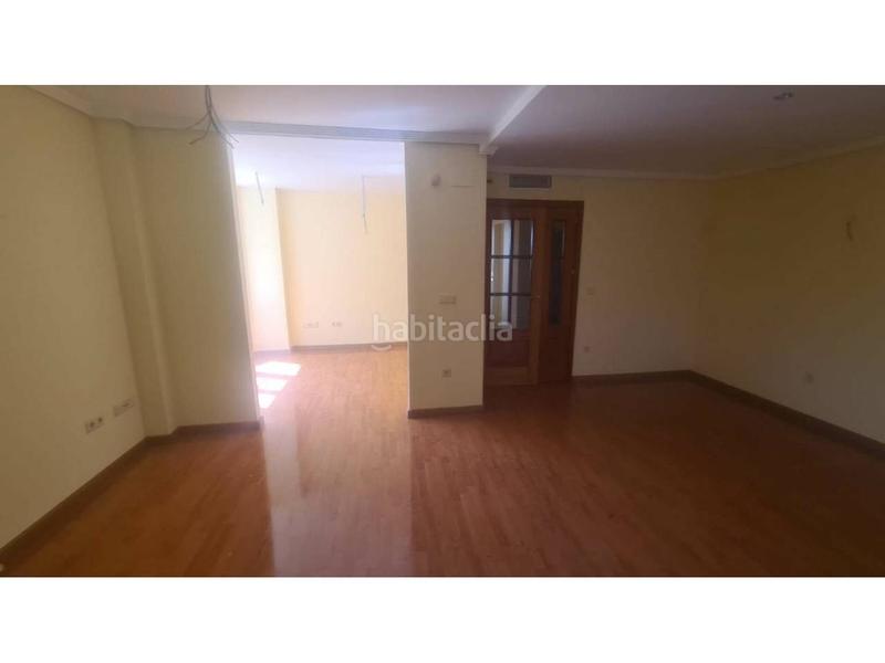 Foto 84382e9b-de8a-43e8-bb95-4bd7e3a8eda0. Casa adossada amb aparcament a El Rocío - La Milagrosa Jerez de la Frontera