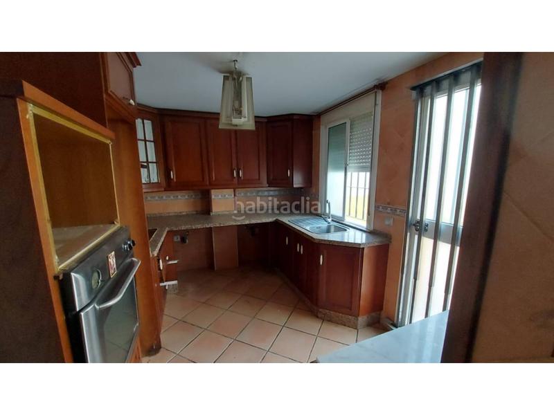 Foto c0aa55cb-4e49-4533-b159-2c290847e42e. Casa amb aparcament a Puertas del sur - Guadabajaque Jerez de la Frontera