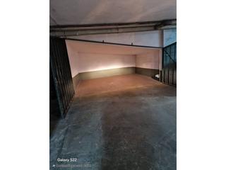 Aparcament cotxe a Centro. Garaje en venta en centro