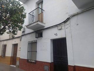 Maison à Puerto Serrano. Casa en venta en puerto serrano