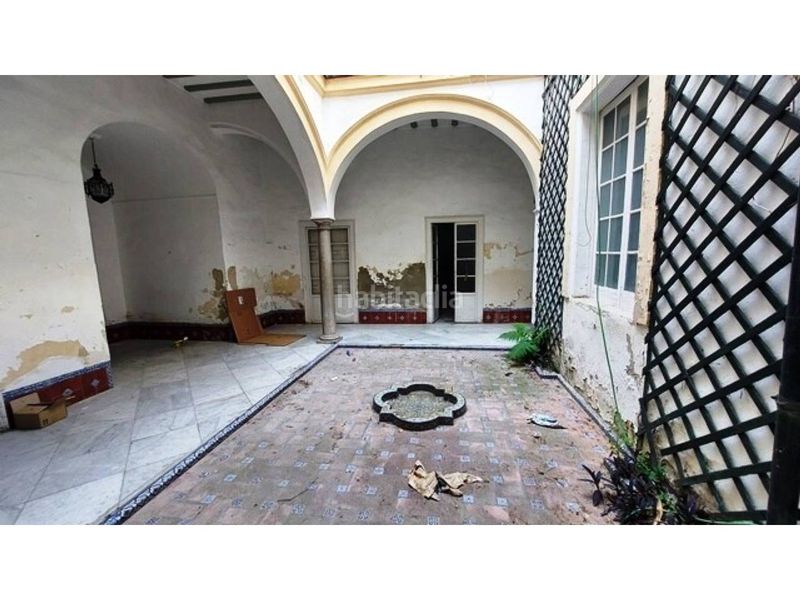 Foto 4b42631e-d1be-442b-a714-04653e3235d3. Casa amb aparcament a Centro Jerez de la Frontera