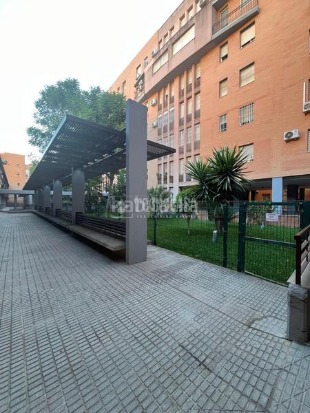 Foto e0ff7cd9-e054-4af0-8957-41cd59b5b281. Piso  en venta en Pino Montano - Consolación Sevilla