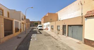 Dúplex a Las Norias. Atención inversores  inmueble ocupado, se vende en estado de ocu