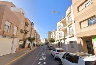 Piso en Ejido centro. Atención inversores  inmueble ocupado, se vende en estado de ocu