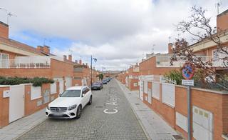 Dúplex a Fuentebella-San Fermín-El Leguario. Inmueble ocupado  parla madrid