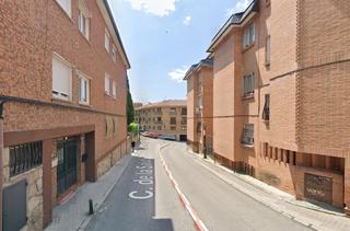 Piso en Manzanares el Real. Inmueble ocupado  manzanares el real madrid