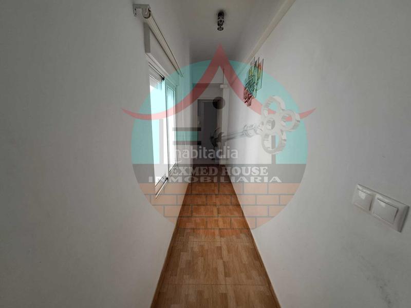 Foto 3703adf3-b979-483a-a052-8b98334d3d0c. Rent flat in Ciudad Jardín - Tagarete - El Zapillo Almería