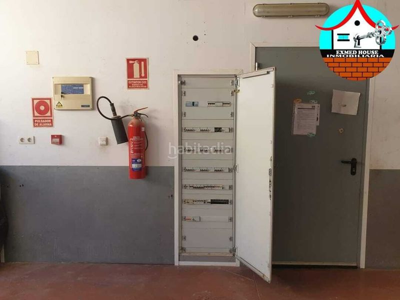 Foto 432ae1b1-6f48-4f31-b6a9-ef29358032e1. Bâtiment à usage industriel dans Viator