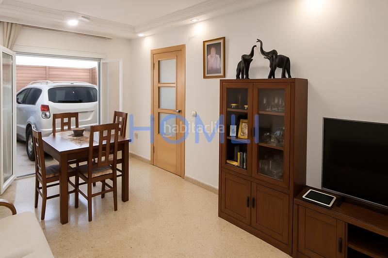 Foto b86af949-13f0-46f1-8a1c-d9881fde5bf4. Casa a schiera con parcheggio in La Banda - Campo de Fútbol Chiclana de la Frontera