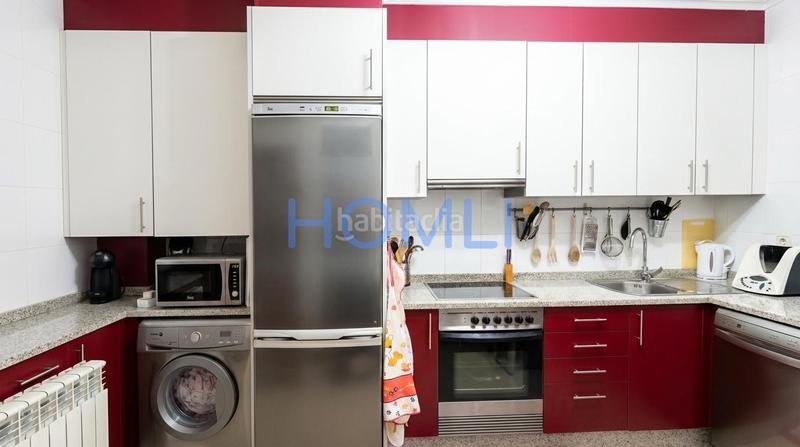 Foto be2c645a-59a8-4090-b182-a5d73fb42205. Apartament amb aparcament a Fátima Vigo