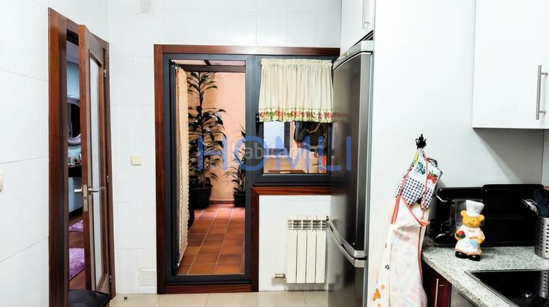 Foto 4cf8bd2d-ed8b-4cbb-b54f-ea1ba7bcb645. Appartement avec parking dans Fátima Vigo