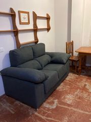 Location Appartement à Calle del cardenal marcelo spínola 3. Apartamento en la universidad