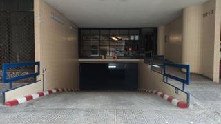 Motorcycle parking in Carrer de Sant Antoni Maria Claret 110