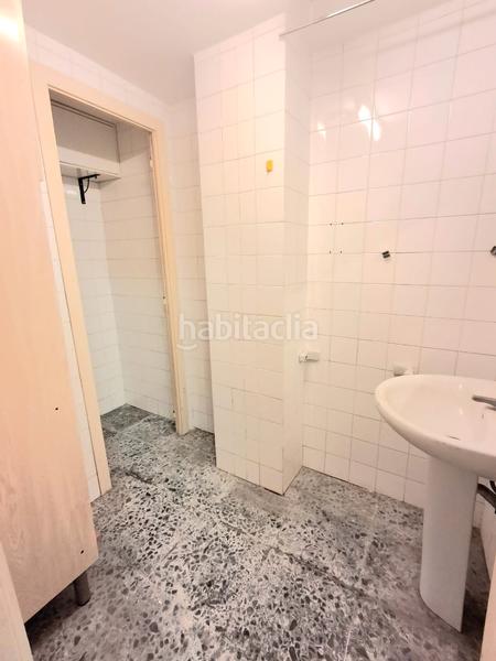 Foto 70516b96-b200-4a8e-b7fc-9eb9bff80b81. Local commercial dans Centre Cornellà de Llobregat