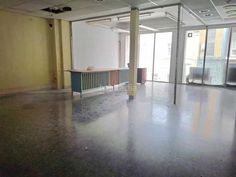 Foto e0ba45cf-79aa-4935-9ce7-5727021cea9b. Local commercial dans Centre Cornellà de Llobregat