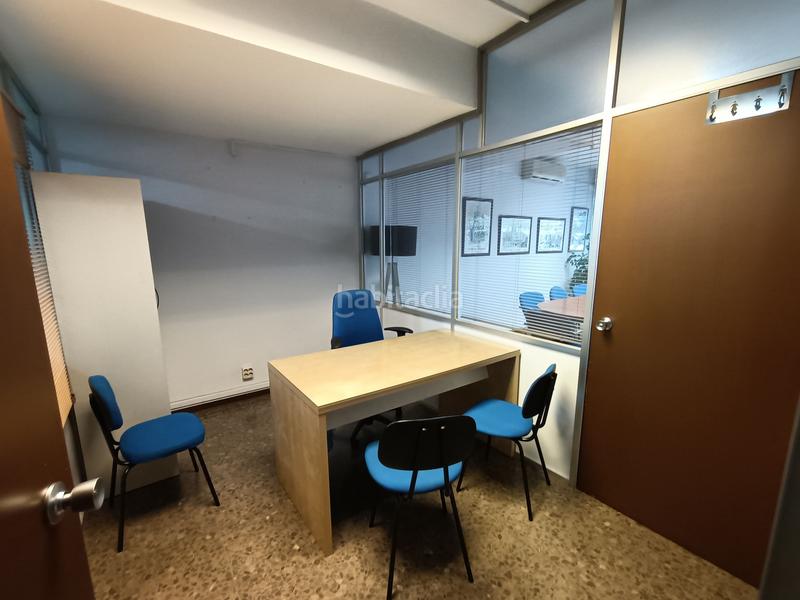 Foto c45d6c3e-3bc2-417c-abbc-a4fba3563641. Miete büro in carrer de la indústria 94 in Sagrada Família Barcelona