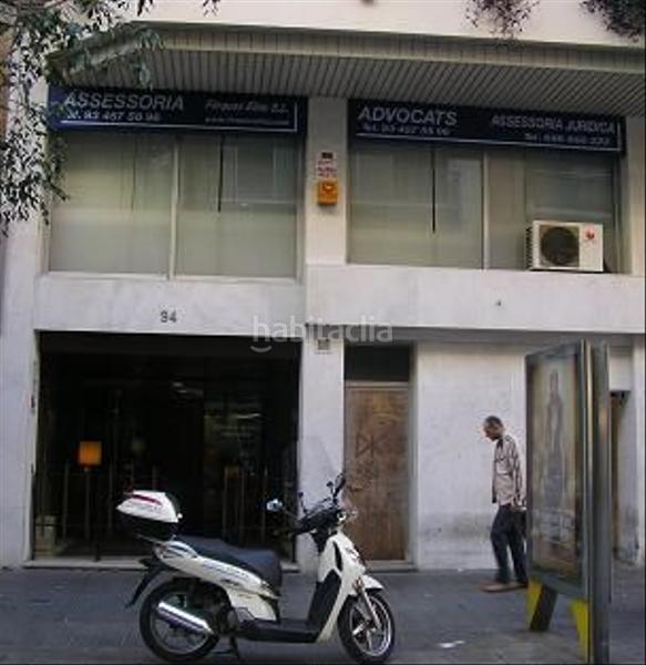 Foto 93cc2b4c-c004-43be-9967-66370984a09a. Location bureau dans carrer de la indústria 94 dans Barcelona